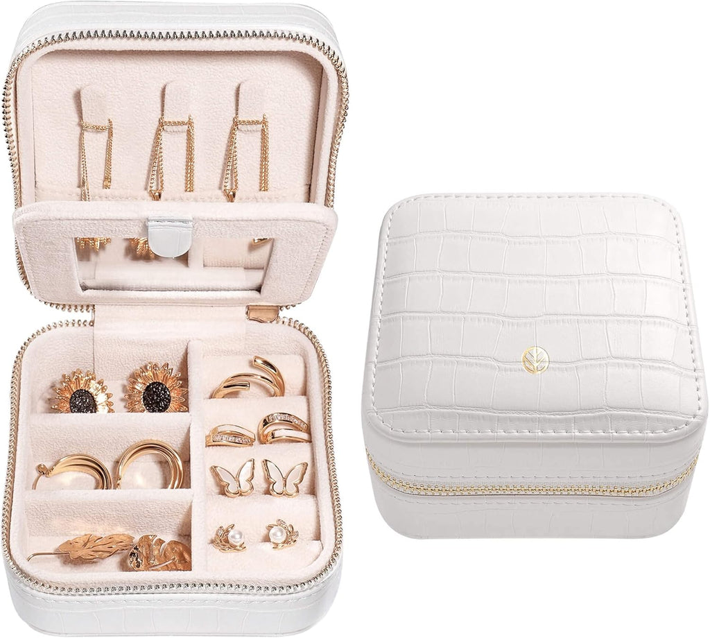 Travel Jewelry Organizer Travel Jewelry Boxes for Women Small Jewelry Travel Case Box Portable Travel Jewelry Case Travel Case Mini Jewelry (10_Pattern_Crocodile_White)